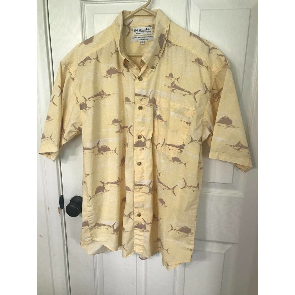 Columbia Men's Putton-up Hawaiian Fish Print Shirt Large, Pre-owned